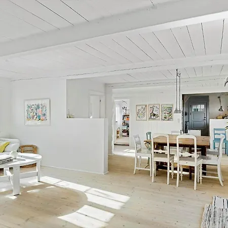 5597-svaneke-munken-7